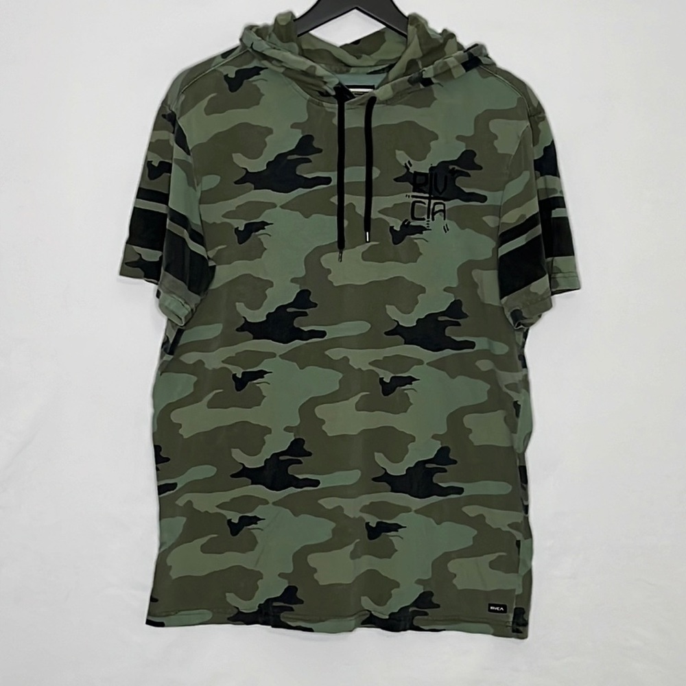 RVCA Cotton Hooded Short Sleeve Camo T Shirt Size Large